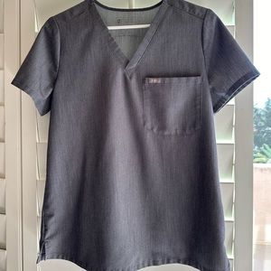 Catarina One-Pocket Scrub Top, Graphite, Small